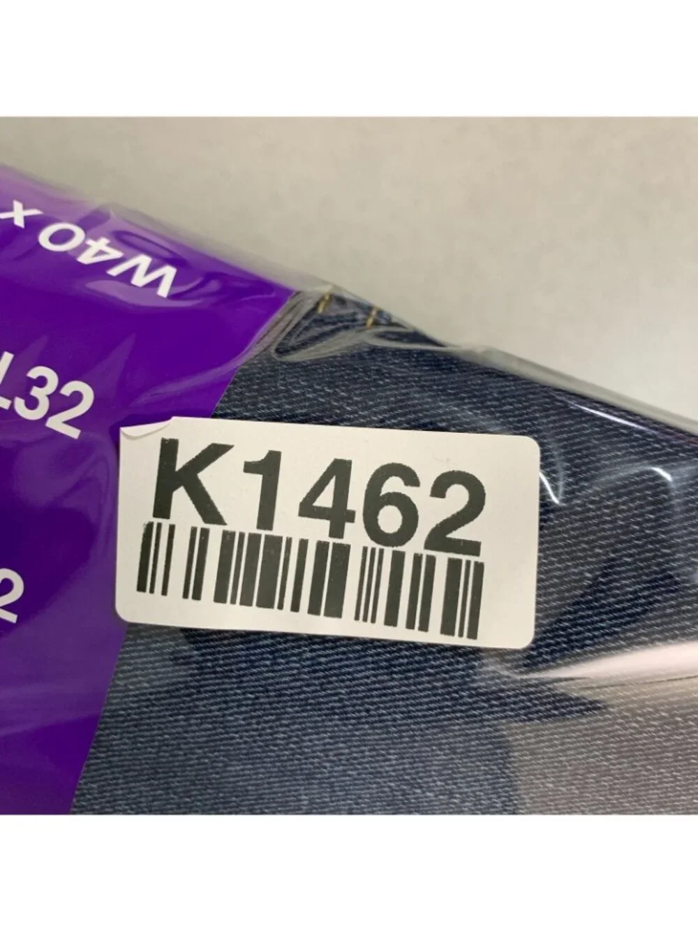 NWT Calvin Klein Men's W40 L32 Straight Jeans Blue Medium wash